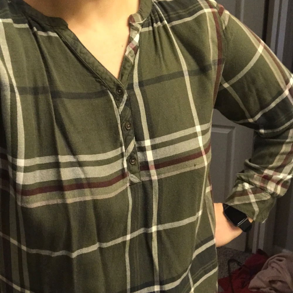 Universal Thread Top - Picture 3 of 3